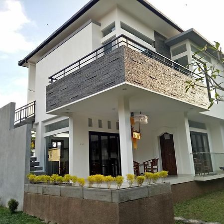 Legong Guesthouse Убуд Экстерьер фото