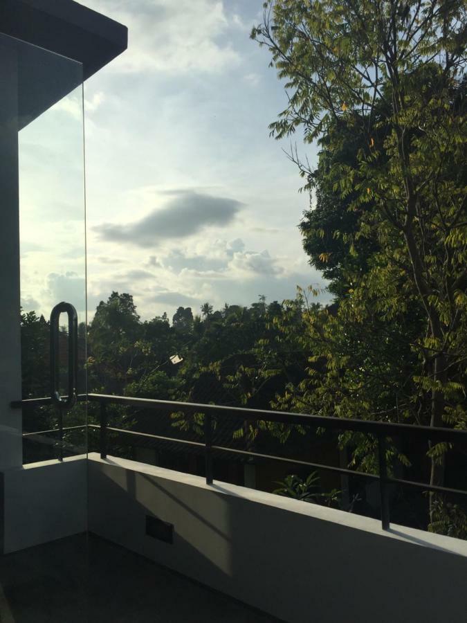 Legong Guesthouse Убуд Экстерьер фото